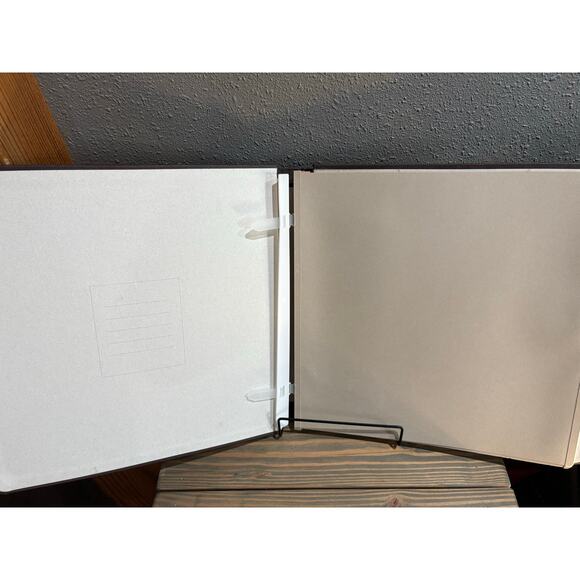 2 Creative Memories 12x12 albums and page protectors NEW scrapbooks - Picture 6 of 9